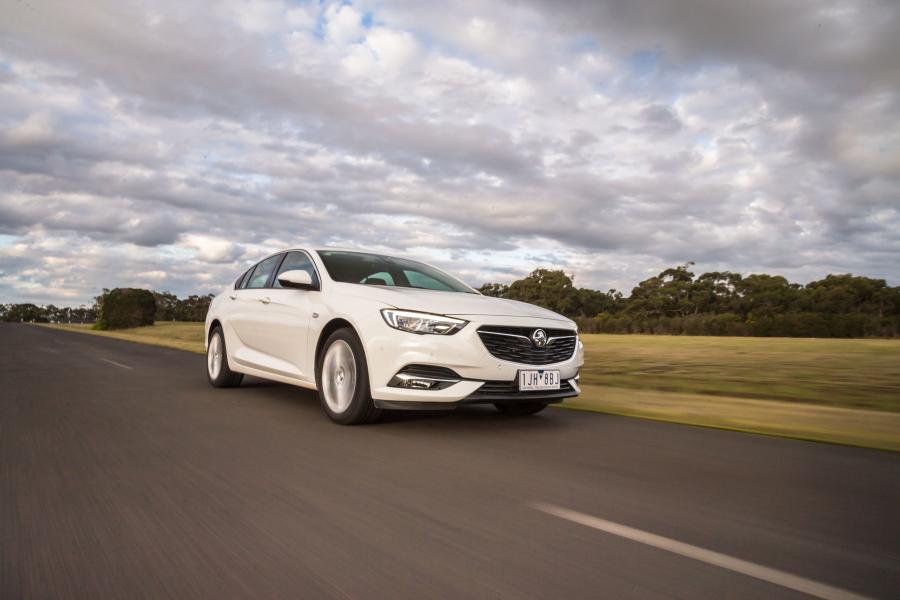  Holden Commodore Calais (ZB) 2018 года  (фото 18 из 37)